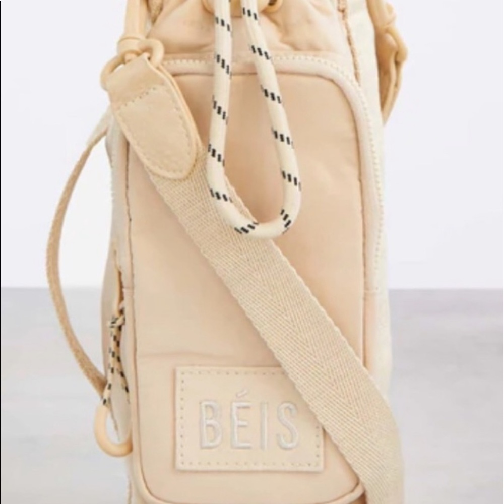 BEIS Water Sling